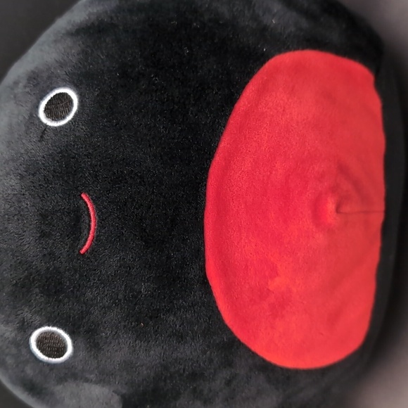 Squishmallows Bella the Spider Black/Red Plush Toy. - Picture 2 of 7